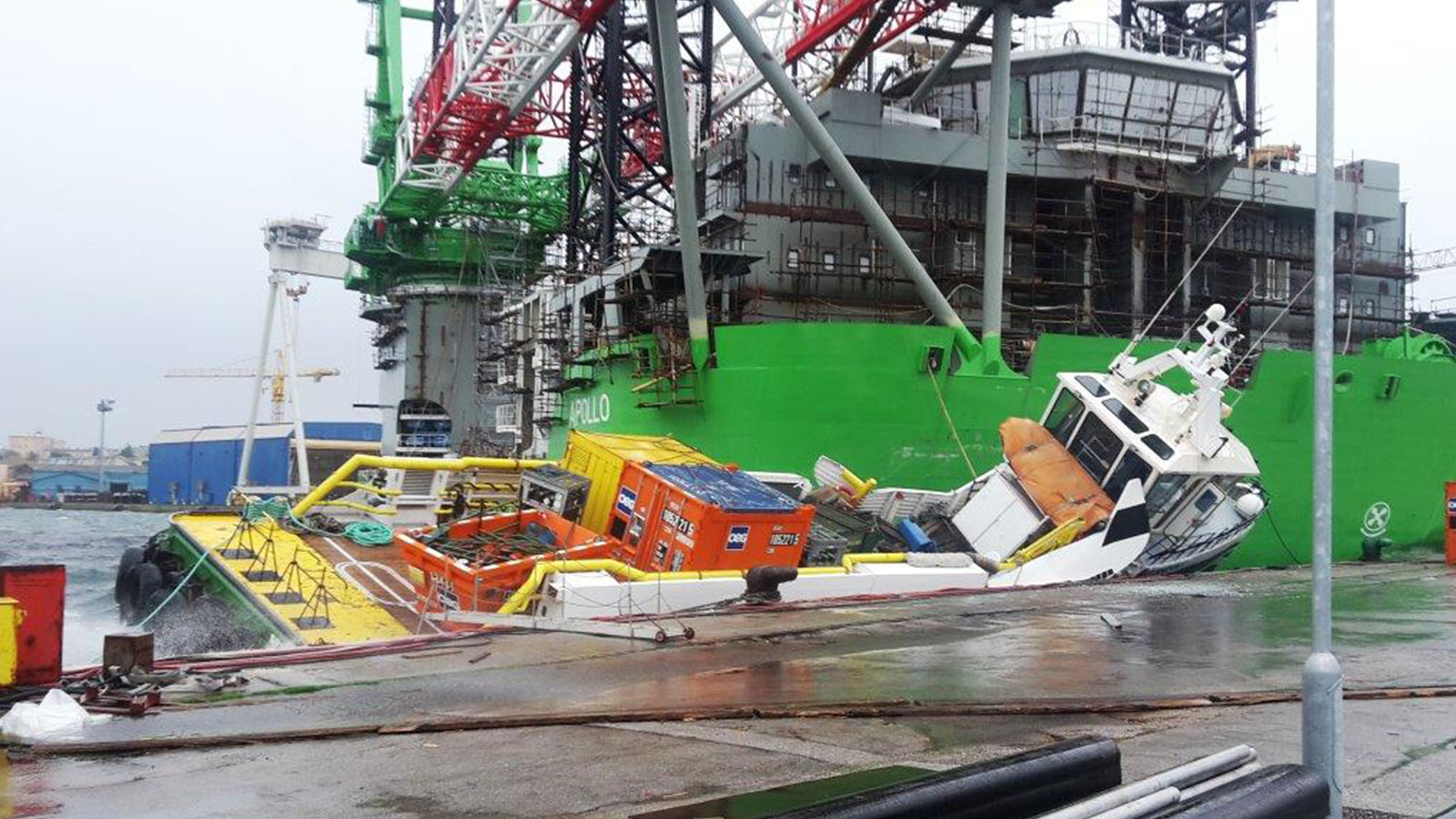 Pomorska nesreća samopodižuće platforme novogradnje „Uljanik 520“ i servisnog broda „Silni“ – Pula, 13.11.2017.