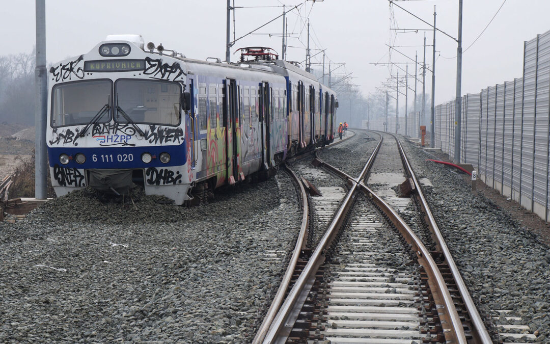 Iskliznuće putničke garniture broj 6111-020 – pruga M201, kolodvor Križevci, 03.12.2019.