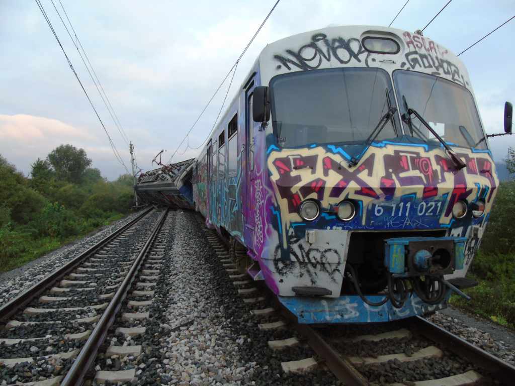 Ozbiljna nesreća - nalet putničkog vlaka broj 2506 na teretni vlak broj 41200 na pruzi oznake M104 - između kolodvora Okučani - Novska, u blizini mjesta Rajić, 09.09.2022.