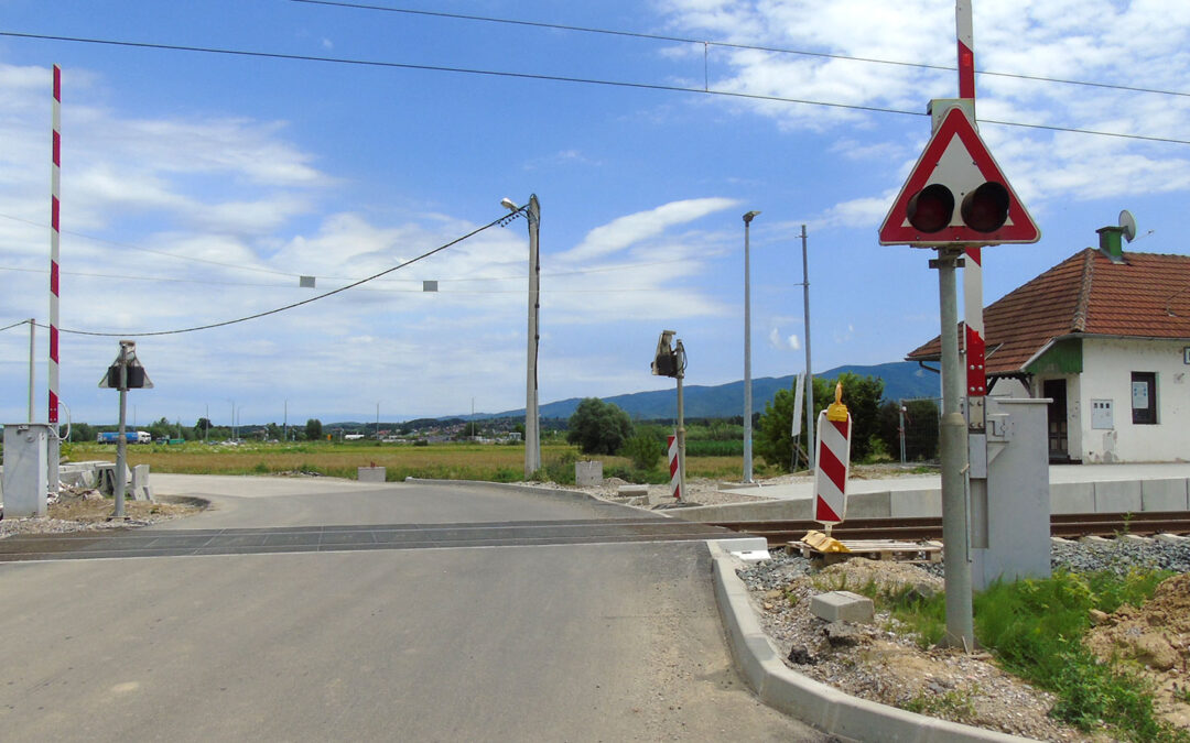 Podlijetanje osobnog vozila pod putnički vlak – ŽCP “Kupljenovo”, 22.06.2020.