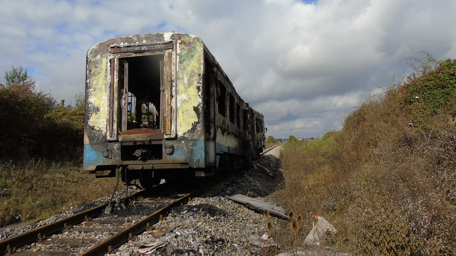 Požar putničkog vlaka broj 6016 – pruga R202, između kolodvora Našice – Đurđenovac, 16.10.2020.