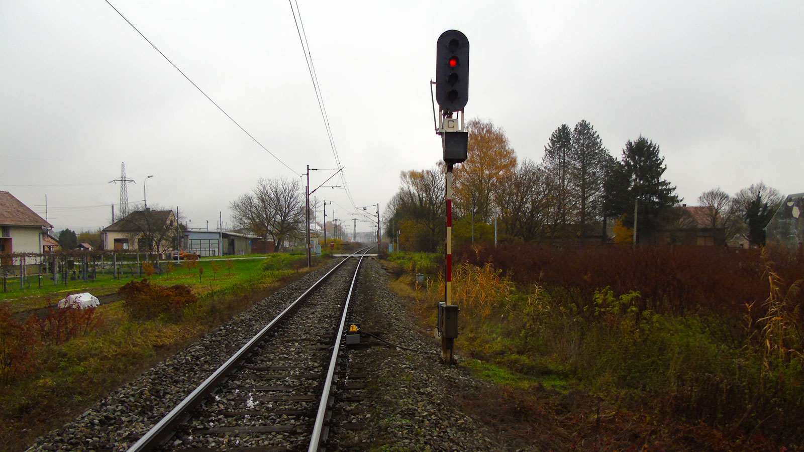 Incident prolaz lokomotivskog vlaka broj 89265 pored signala koji zabranjuje daljnju vožnju – kolodvor Novska, 11.11.2021.