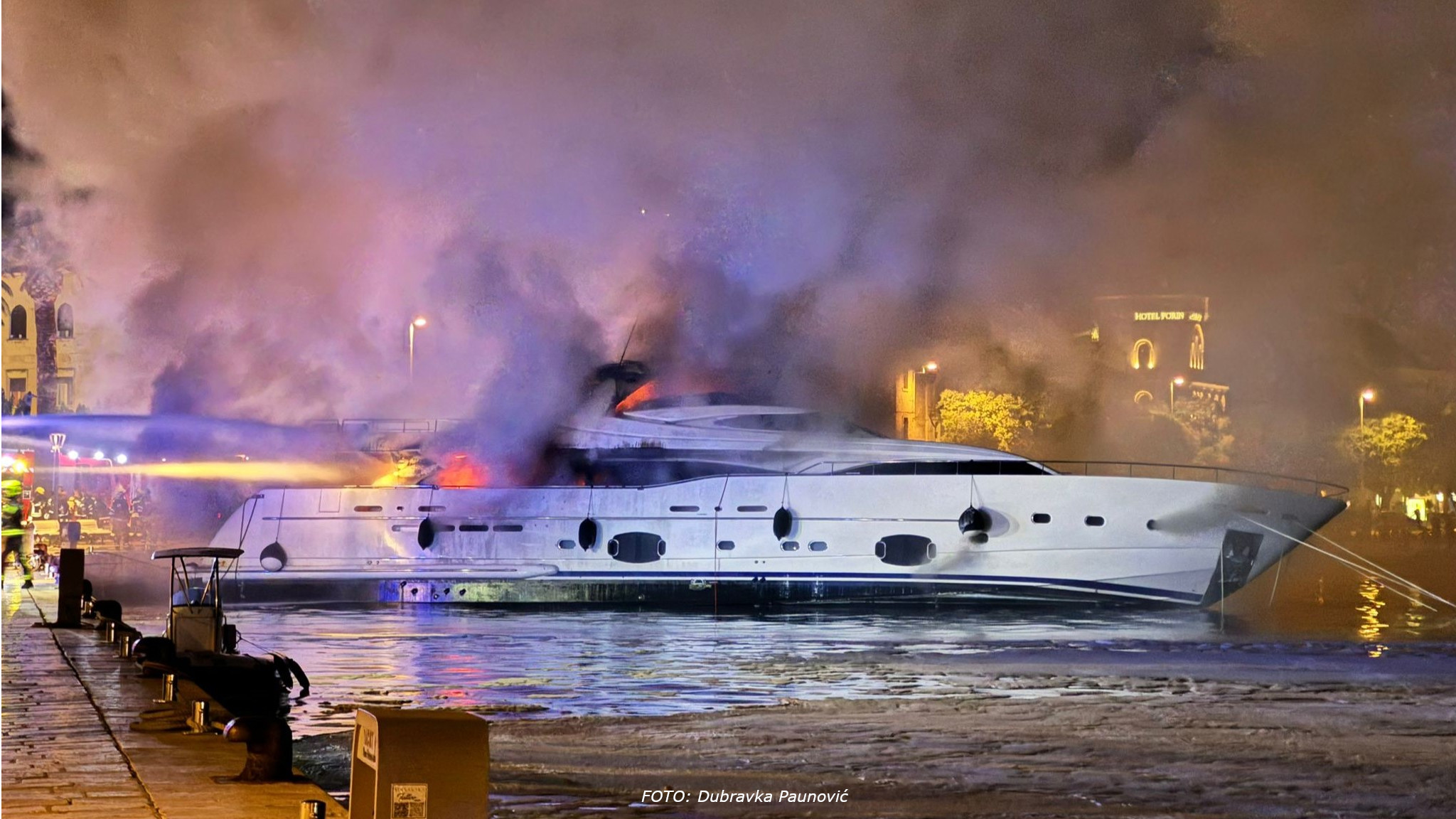 Vrlo ozbiljna pomorska nesreća – požar i potpuni gubitak motorne jahte „Acceptus“, luka Makarska, 28. lipnja 2024.